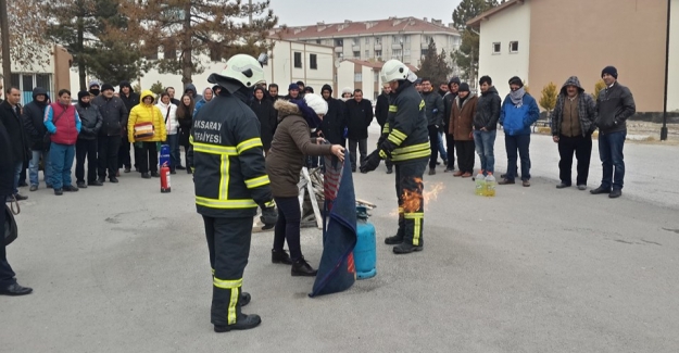 İtfaiye Teşkilatından Kurum ve Kuruluşlara Yangın Eğitimi