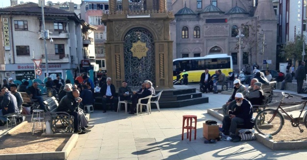 Hareket etmek yerine oturuyoruz!