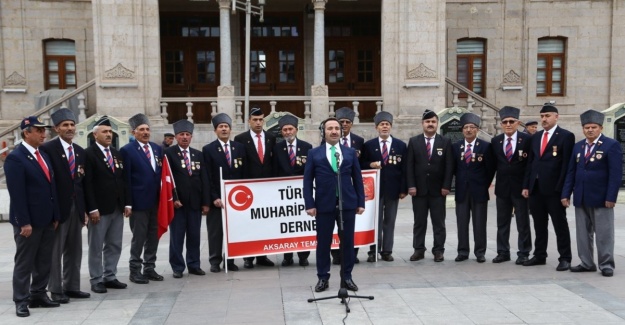 Vali Ali Mantı Gaziler ile birlikte Aksaray türküsünün klip çekimine katıldı