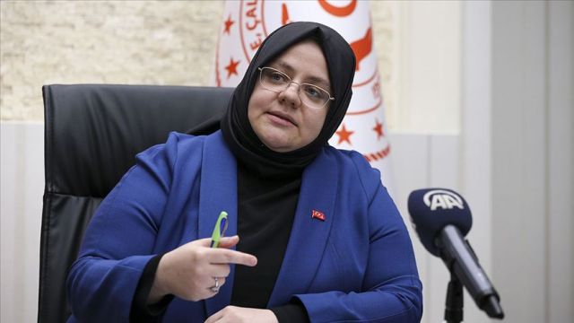 Bakan Zehra Zümrüt Selçuk: Kısa çalışma ödeneği ve işsizlik maaşları 3 Eylül'de başlayacak