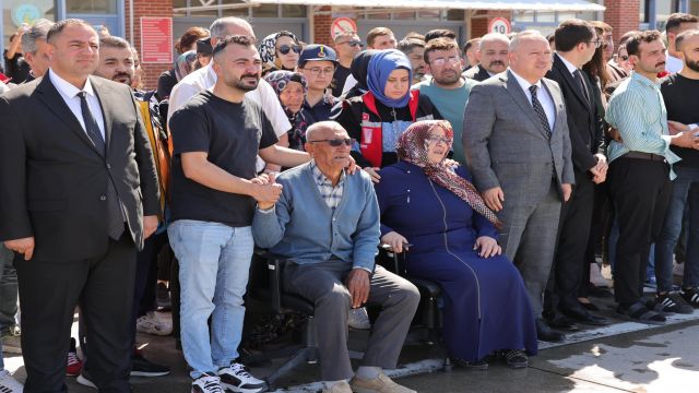 GÖZ YAŞLARI SEL OLDU!
