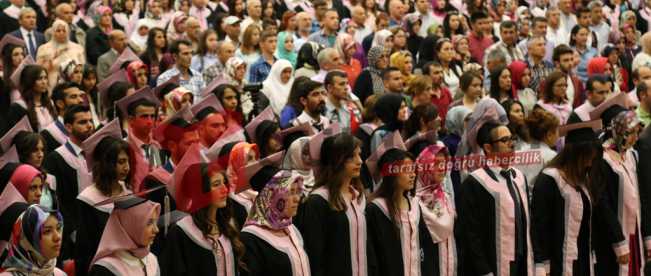 650 Öğrenci Mezuniyet Coşkusu Yaşadı 