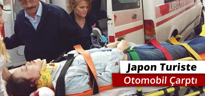 Japon turiste otomobil çarptı